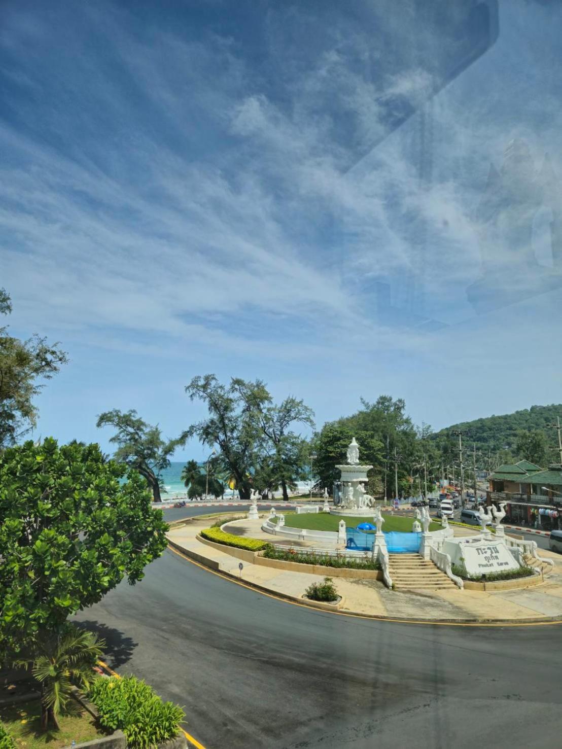 Fishtail Hostel Phuket Карон Экстерьер фото